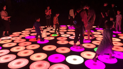 Strategic Guide to Cultural & Tourism Night Tours: Trends, Business Models, and AV-Lighting Solutions